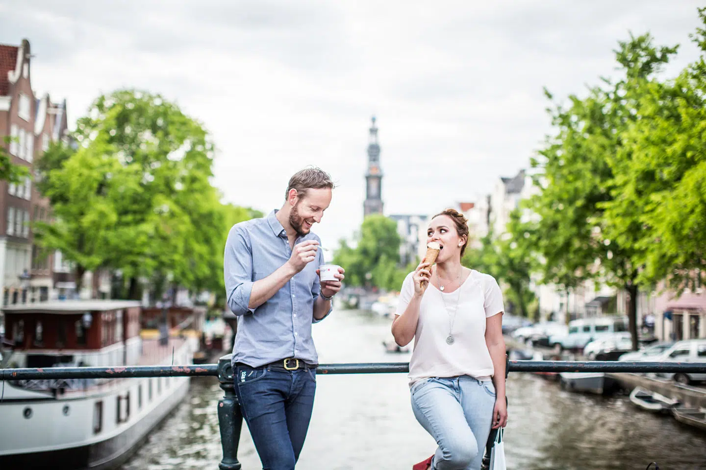 11-pre-wedding-love-shoot-Amsterdam
