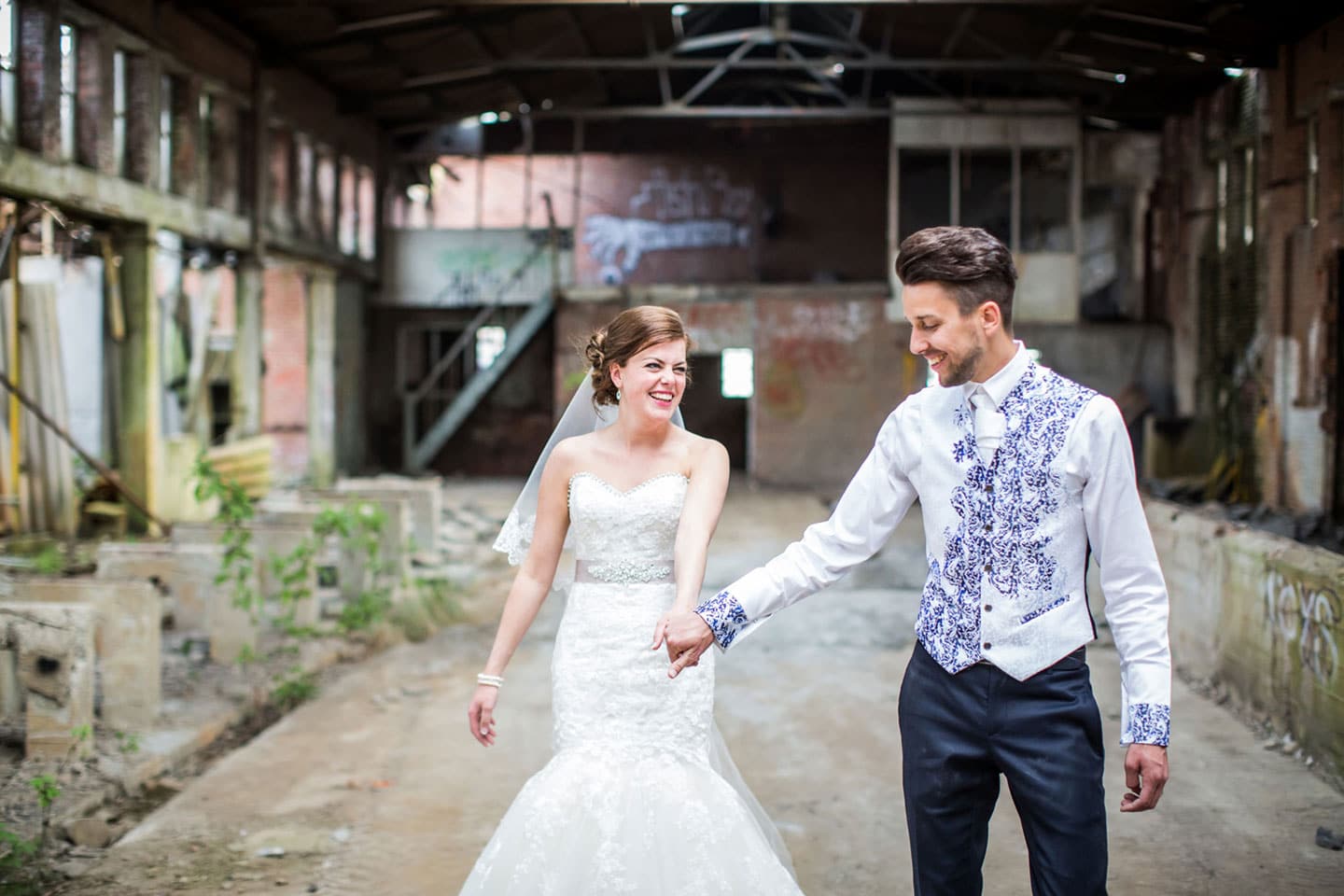 24-Breda-bruidsfotografie-trouwfotograaf-industrieel