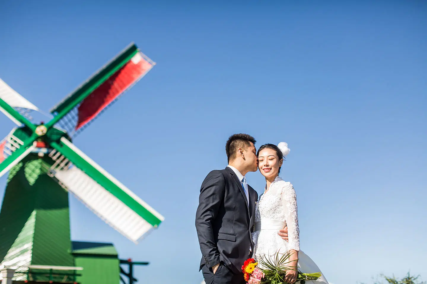 16-windmills-Amsterdam-pre-wedding
