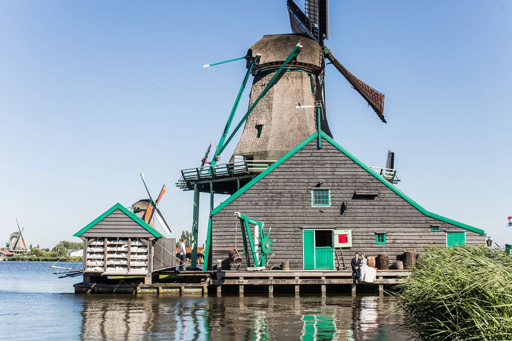 Love shoot windmills Holland