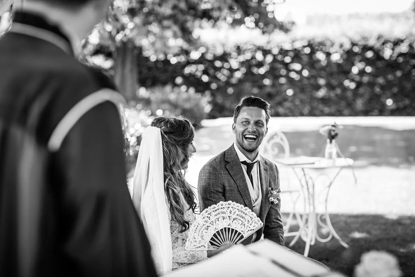 Bruidsfotografie backyard wedding