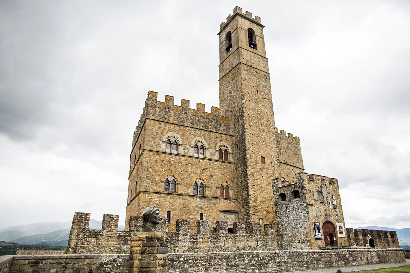 Wedding at Poppi Castle