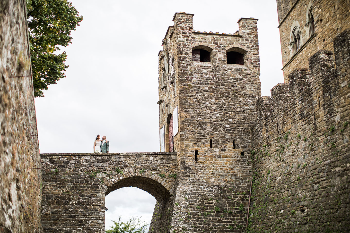 Wedding Poppi Castle Tuscany