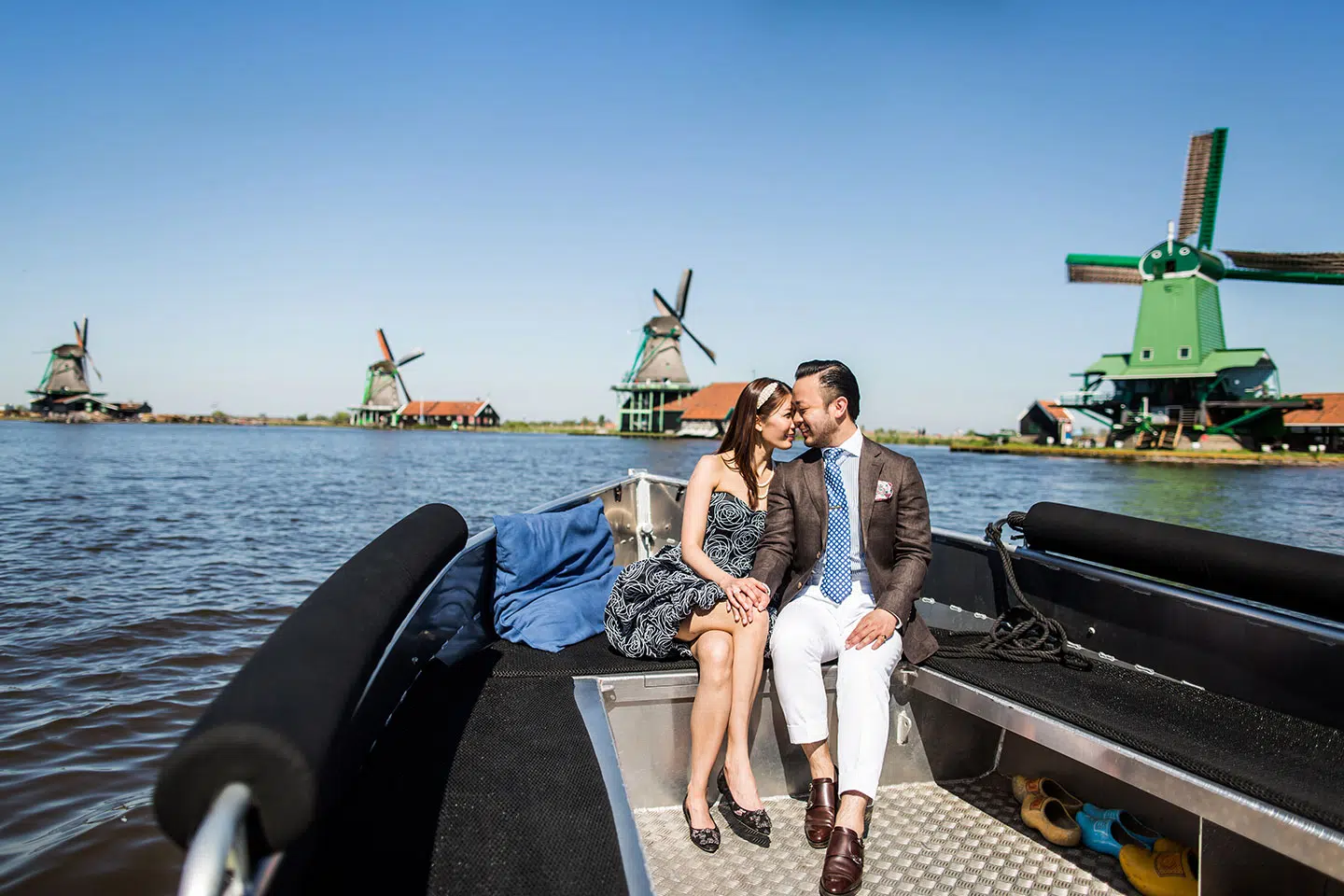 Romantic prewedding photography in Europe