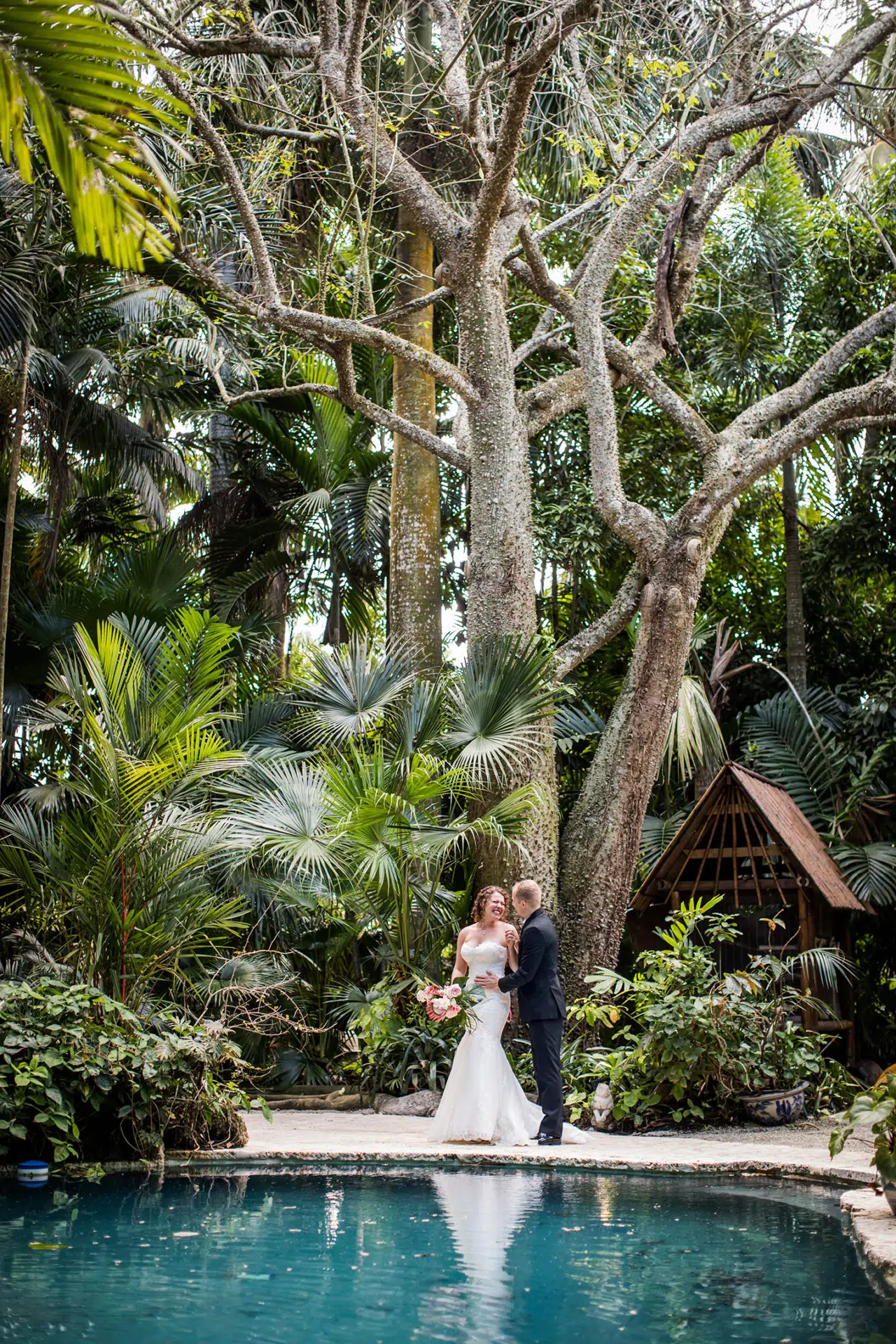 Tropical wedding vibes in the Florida Keys