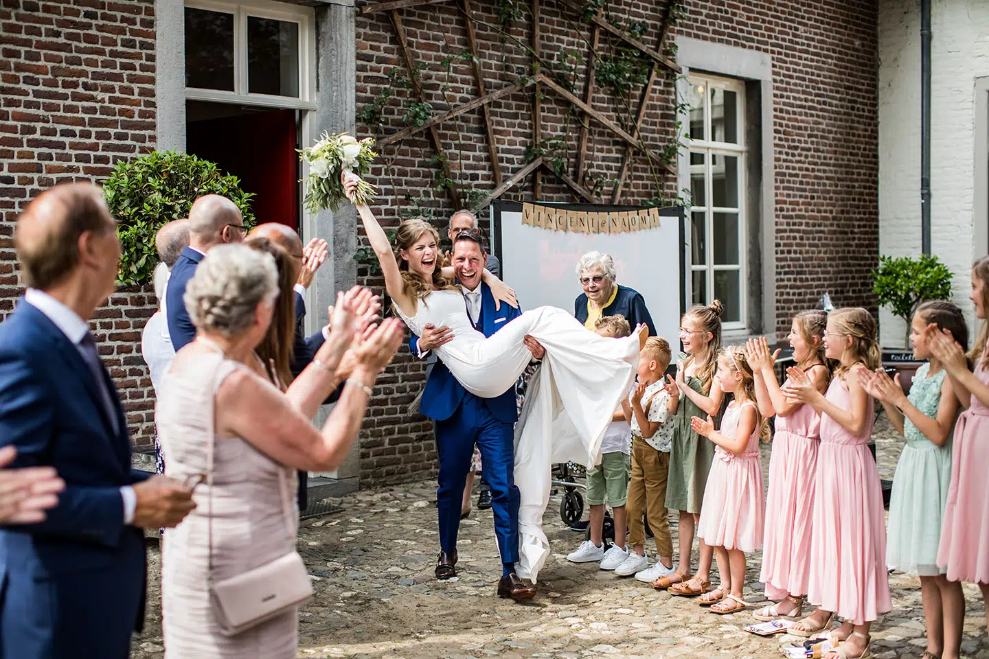 Bruidspaar huwelijk Kasteel Tongelaar