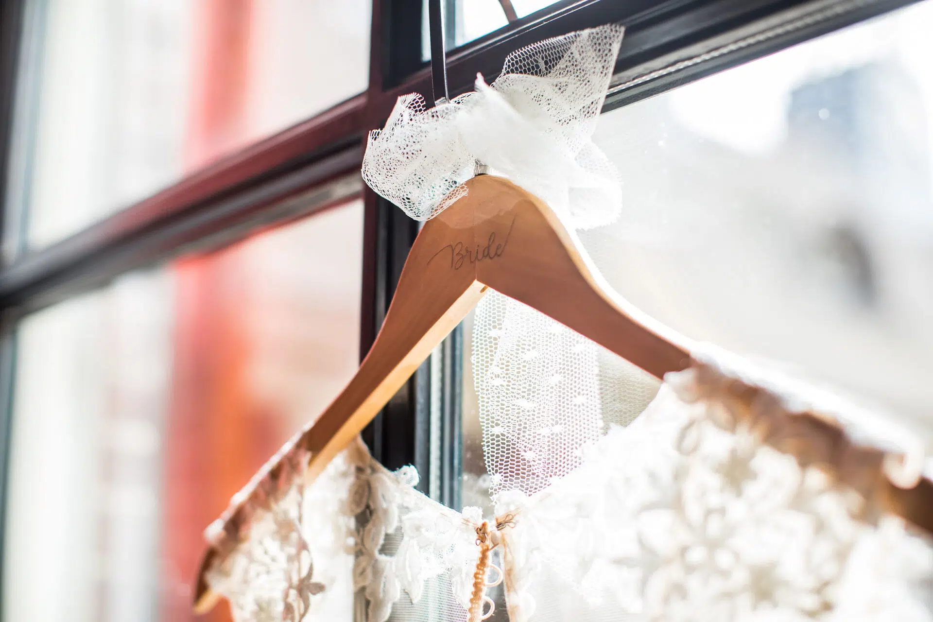 Klerenhanger bride voor een bruiloft