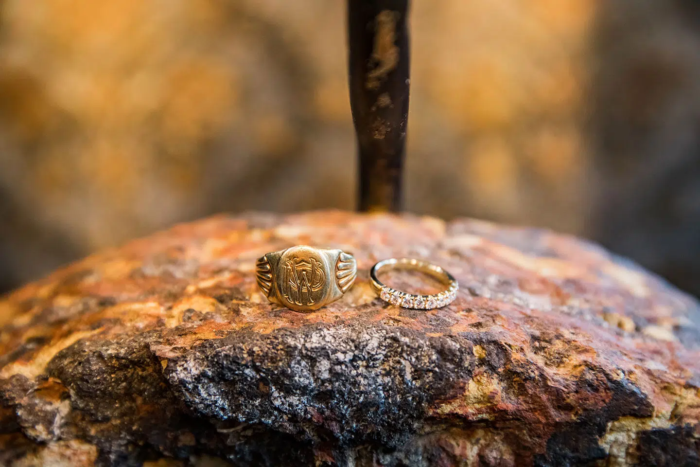 Gouden trouwringen met diamanten