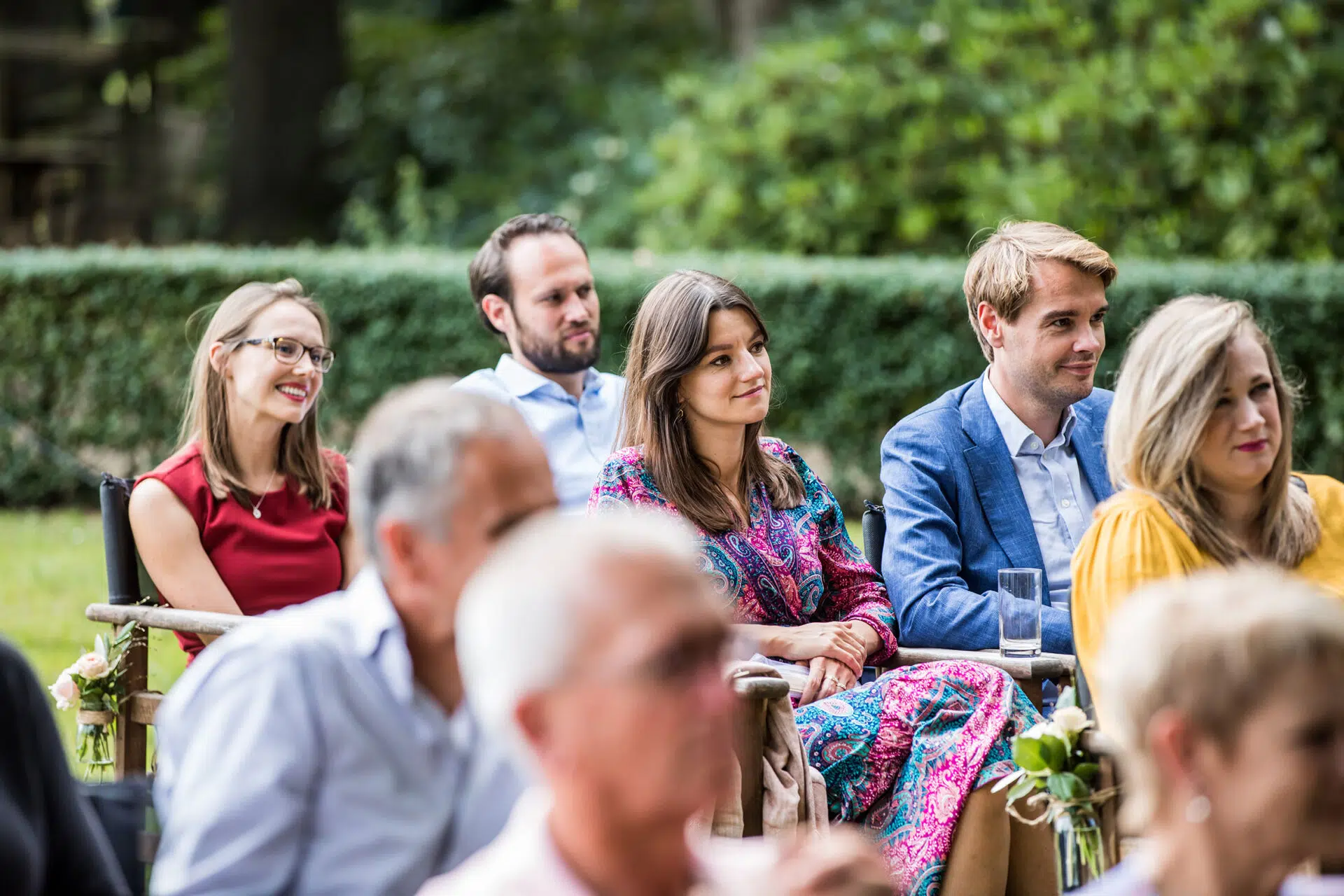 Gasten tijdens een ceremonie bij Landgoed Brakkesteyn in Nijmegen
