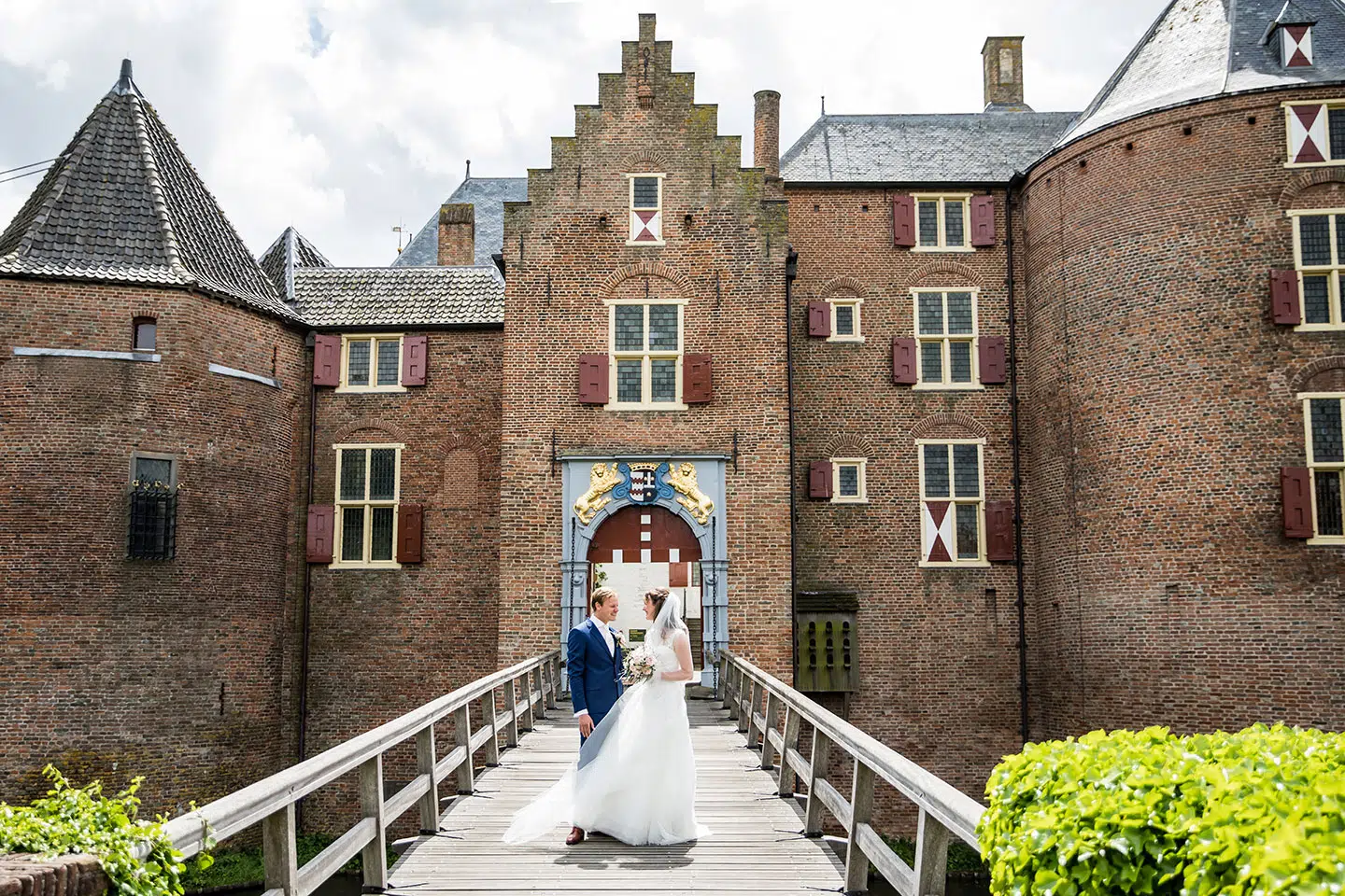 Bruidsfotografie bij Kasteel Ammersoyen