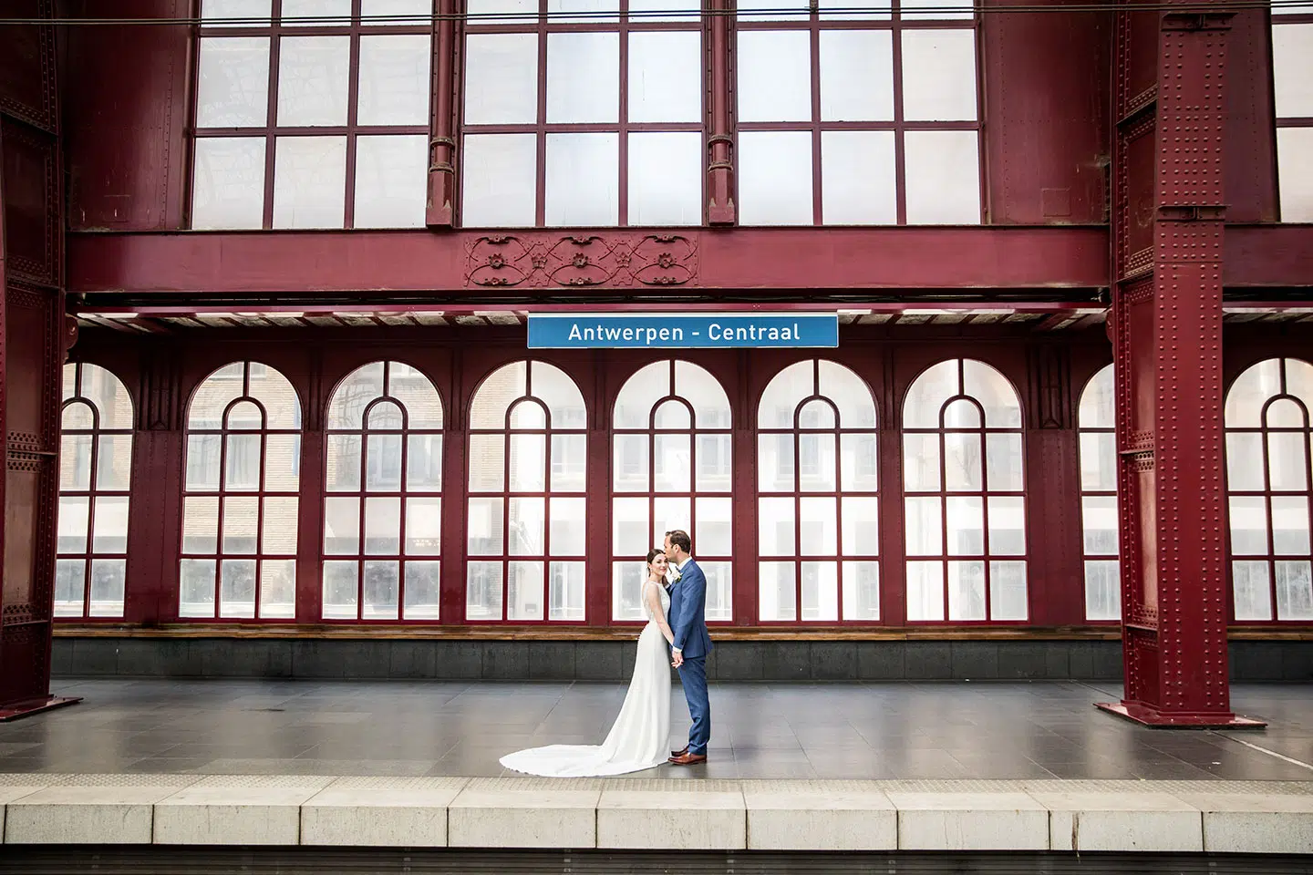 Antwerpen Centraal Station trouwfotografie