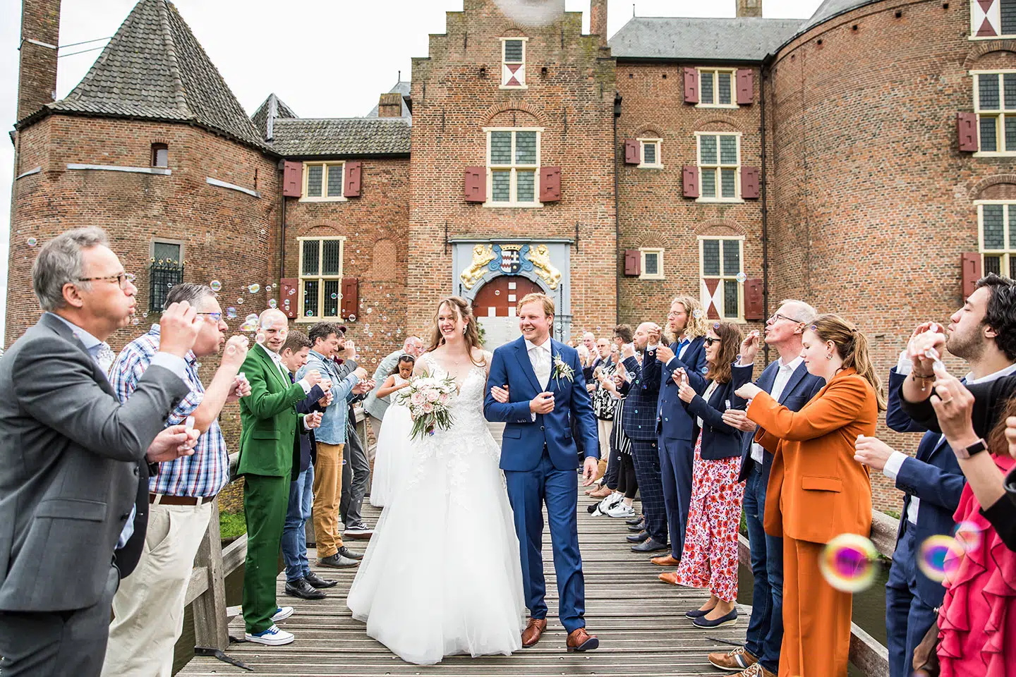 Bruidsfotograaf bij Kasteel Ammersoyen