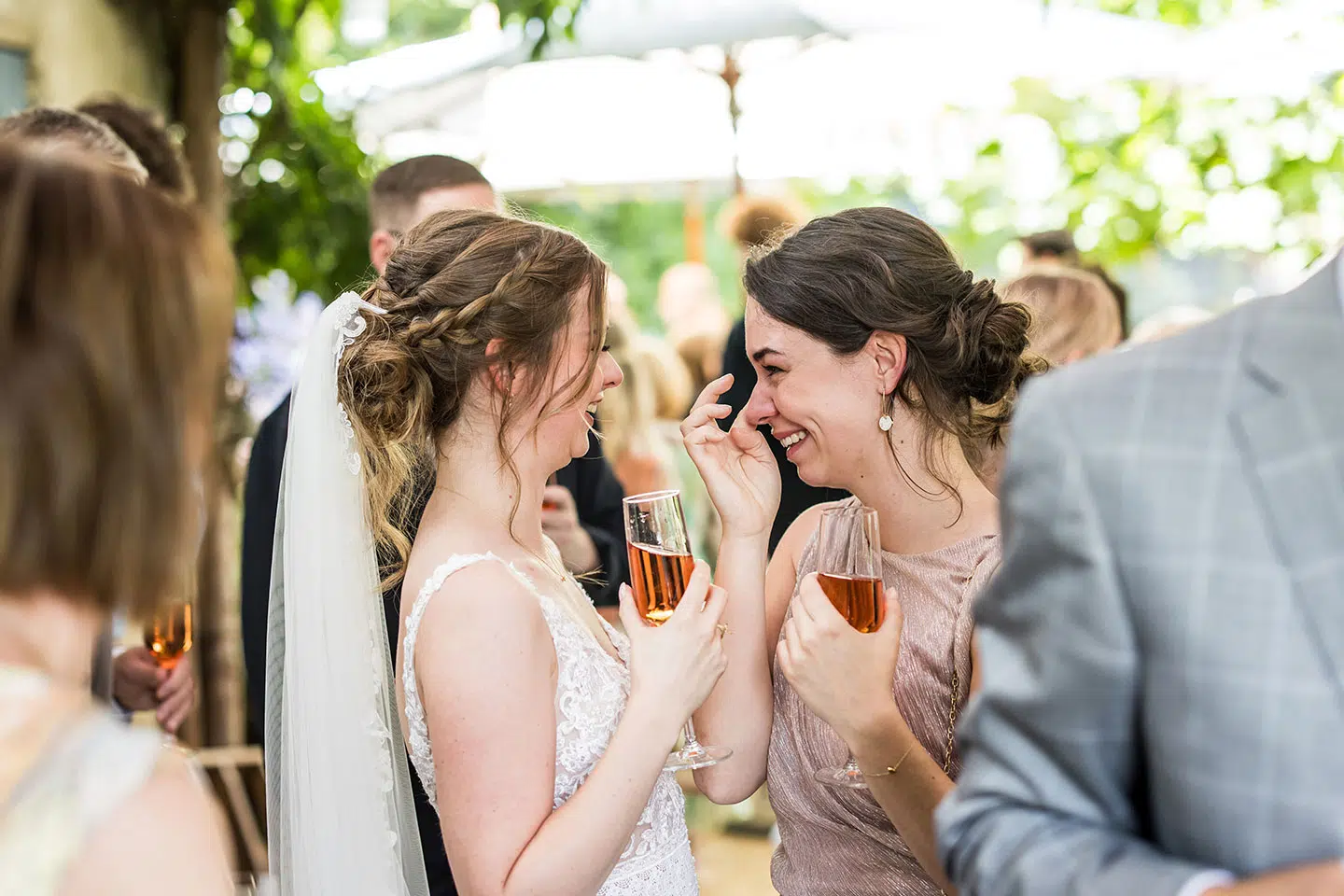 Receptie tijdens een bruiloft bij Domaine d'Heerstaayen