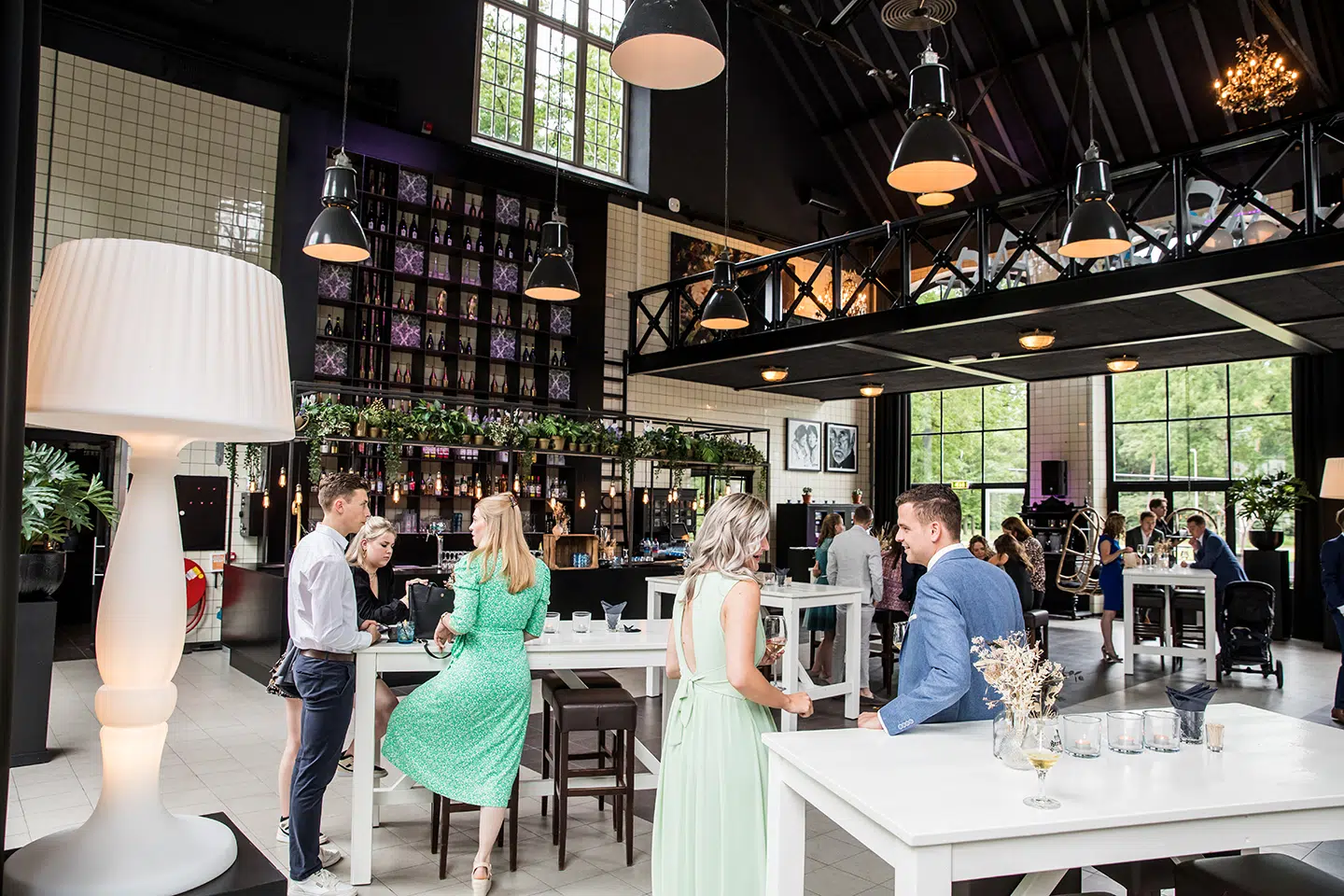Daggasten tijdens bruiloft bij het Ketelhuis