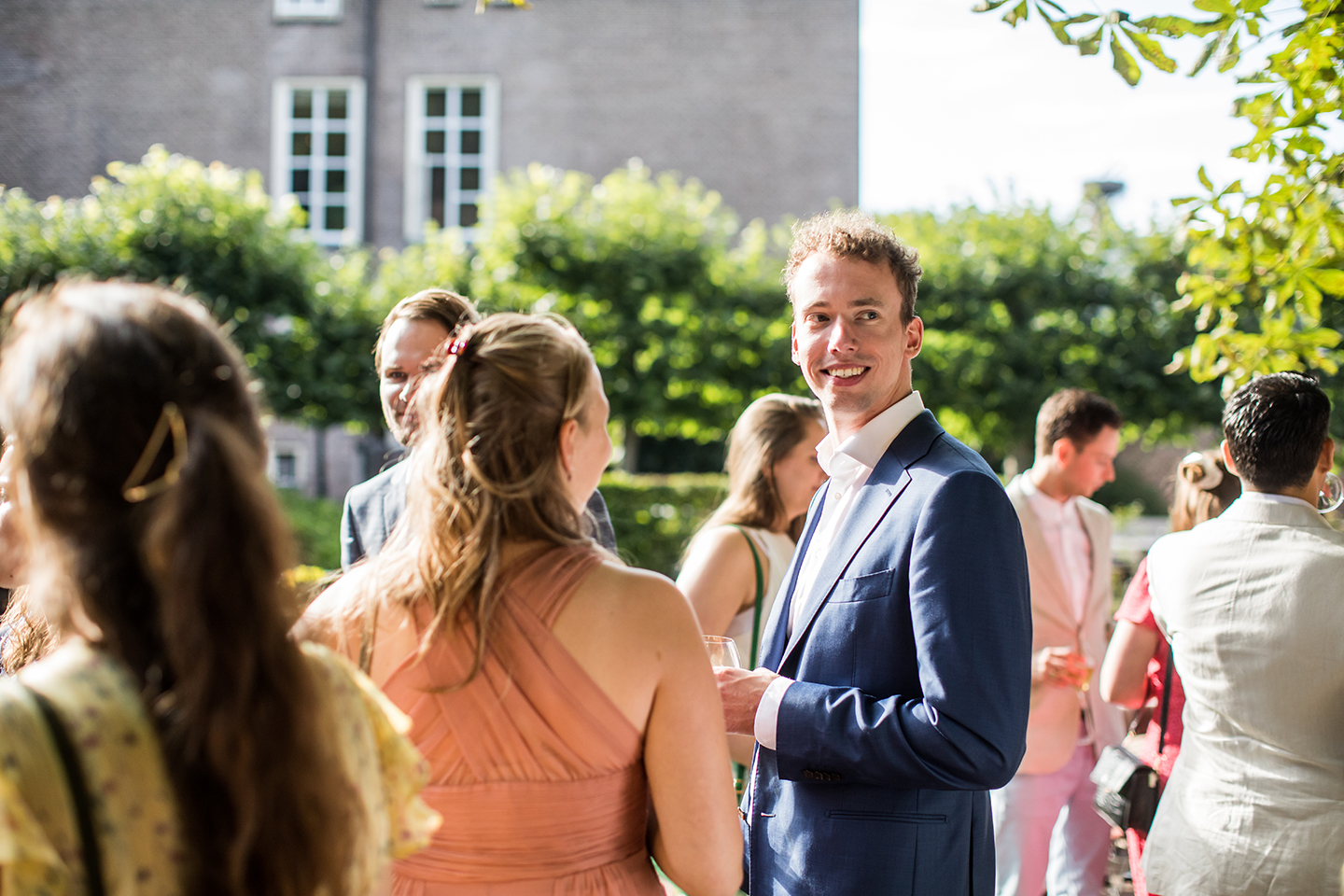 Daggasten tijdens een bruiloft bij Chateauhotel de Havixhorst in Meppel