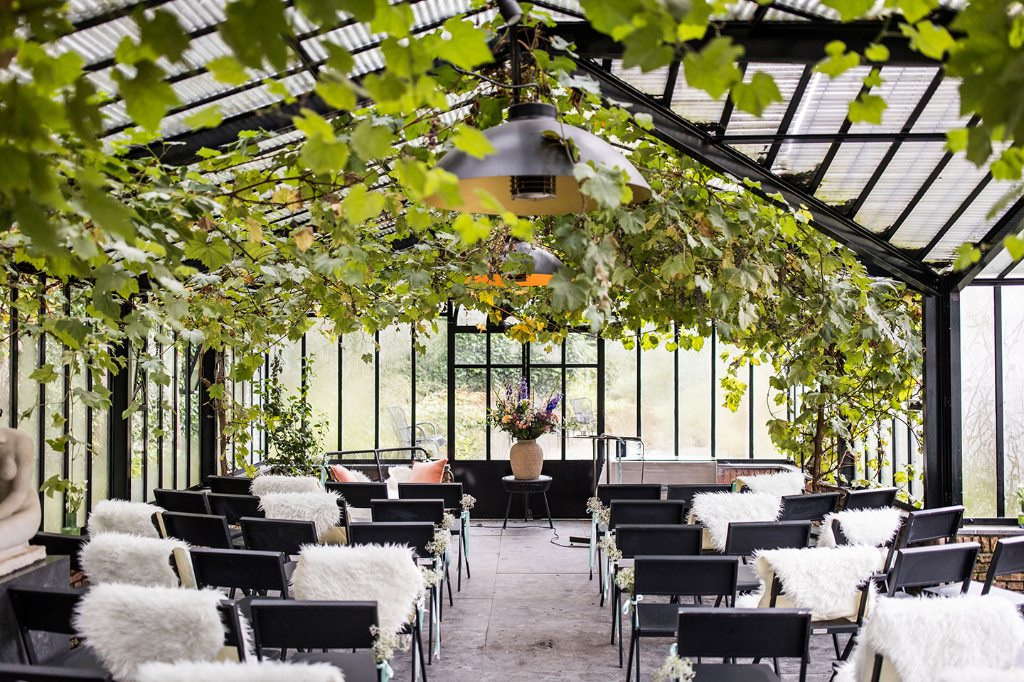 Ceremonie opstelling tijdens een bruiloft bij Singer Laren