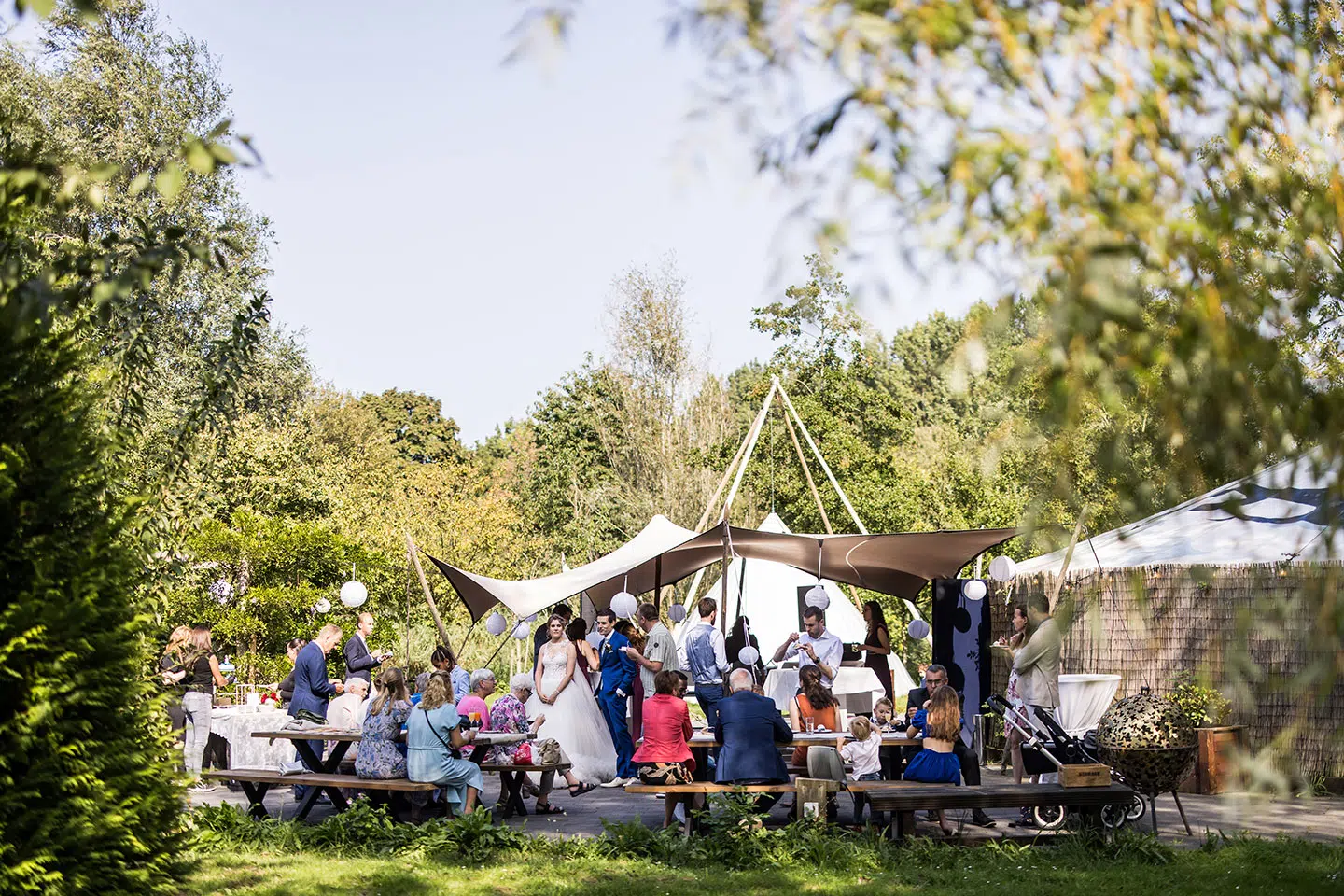 Relaxte bruiloft in festival sferen bij Landgoed Vidaa