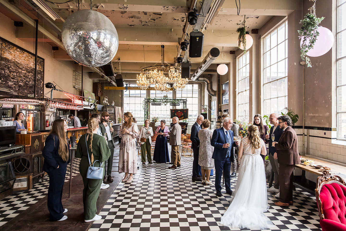 Trouwfotografie bij het Ketelhuis in Eindhoven