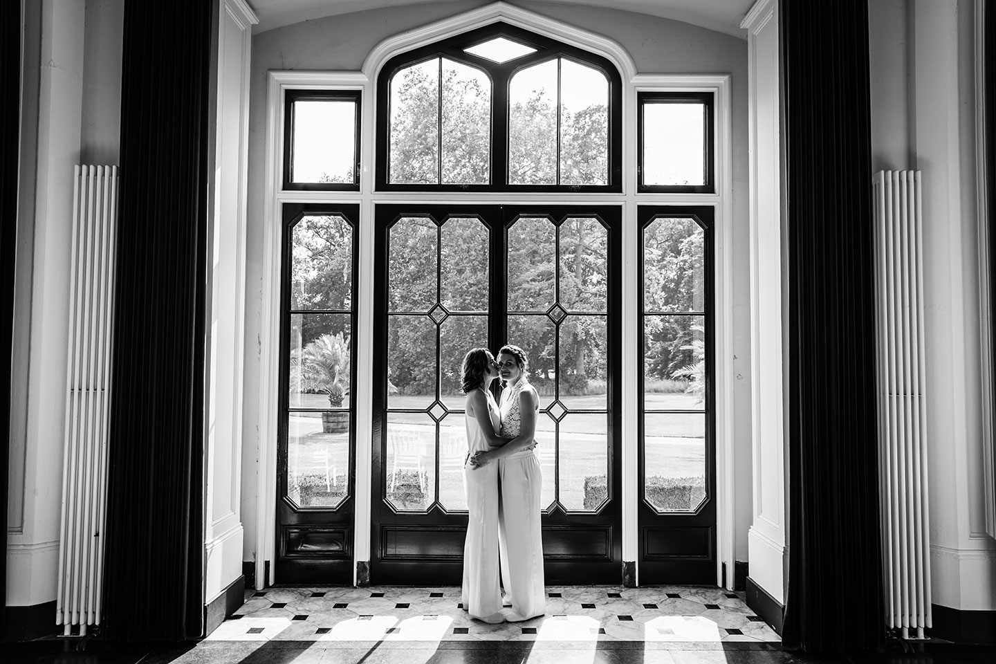 Romantische zwart-wit bruidsfotografie